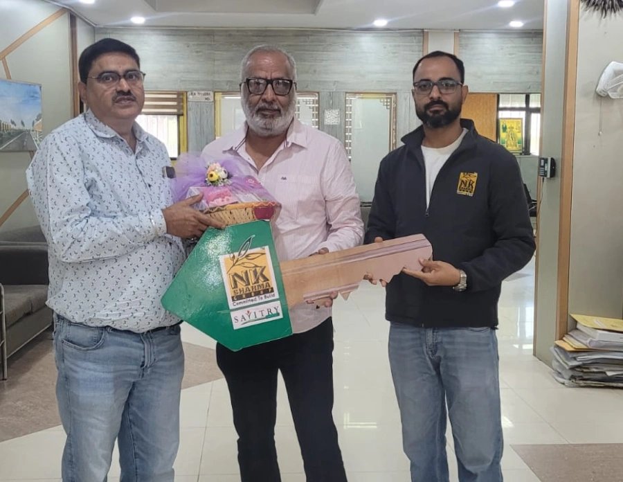 Mr Anil Chawla